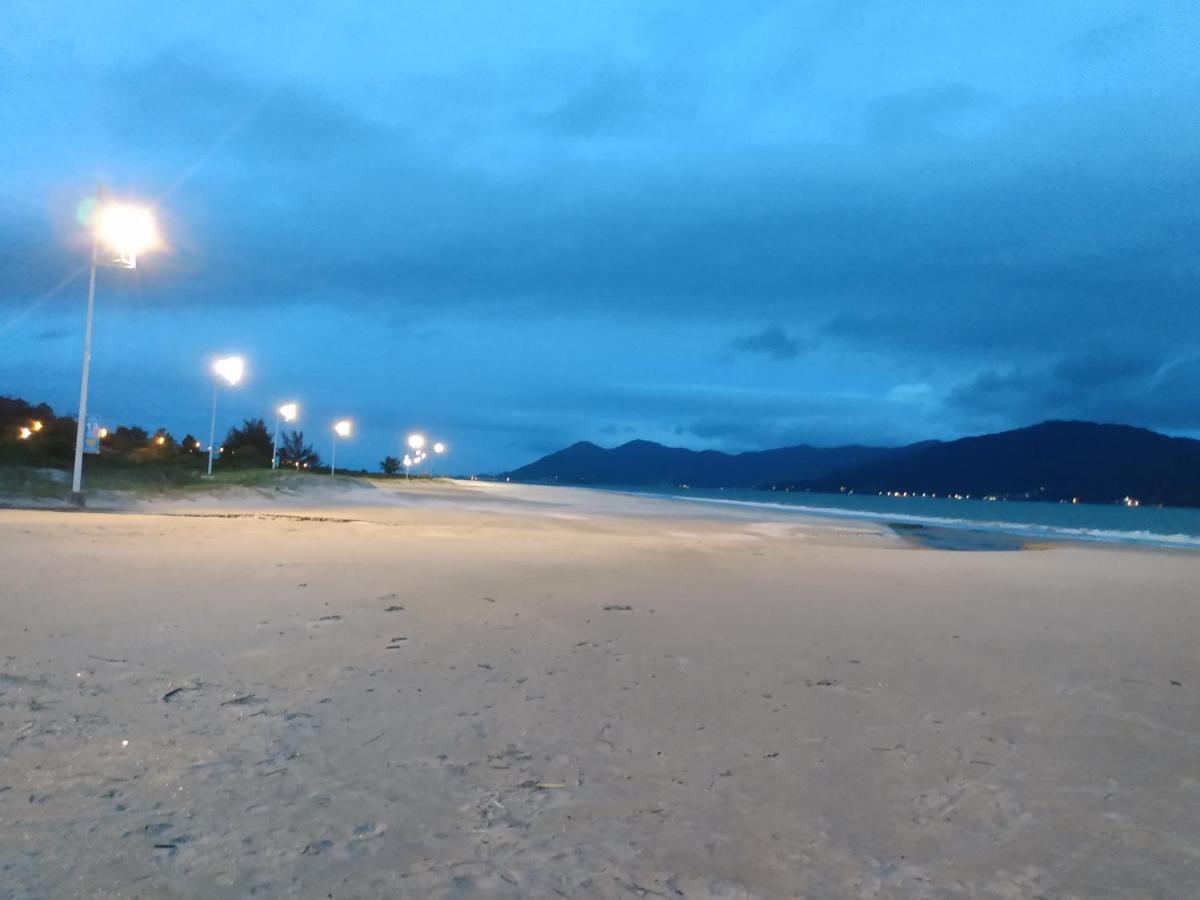 Apartamento Ilha Do Coral Palhoca Bagian luar foto